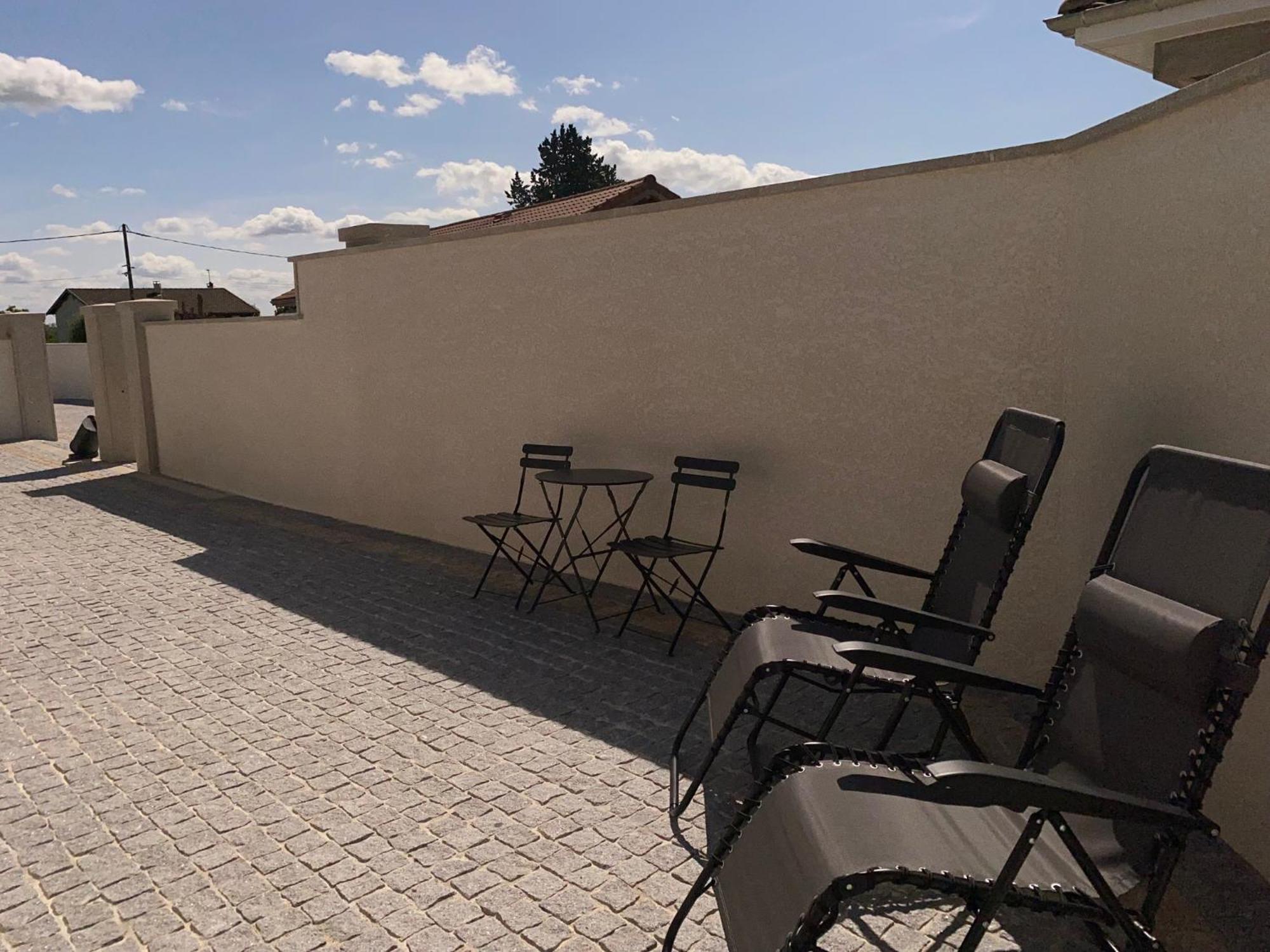 Les Chanterelles Crêches-sur-Saône Exterior foto